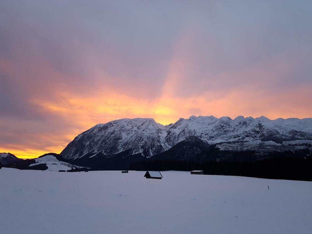 Nina'S Appartement Bad Mitterndorf Luaran gambar